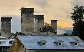 Tetne Qor Guesthouse
