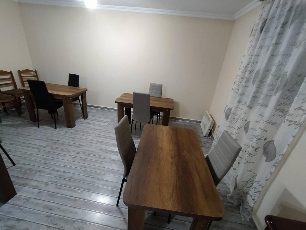 Tetne Qor Guesthouse Mestia Exteriér fotografie
